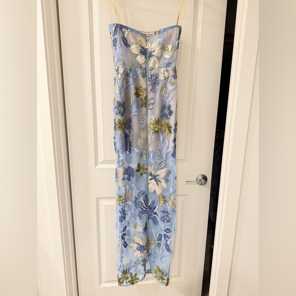 NWOT Bronx and Banco Dahlia Sequin Floral Column Gown IN Baby Blue - Picture 11 of 16